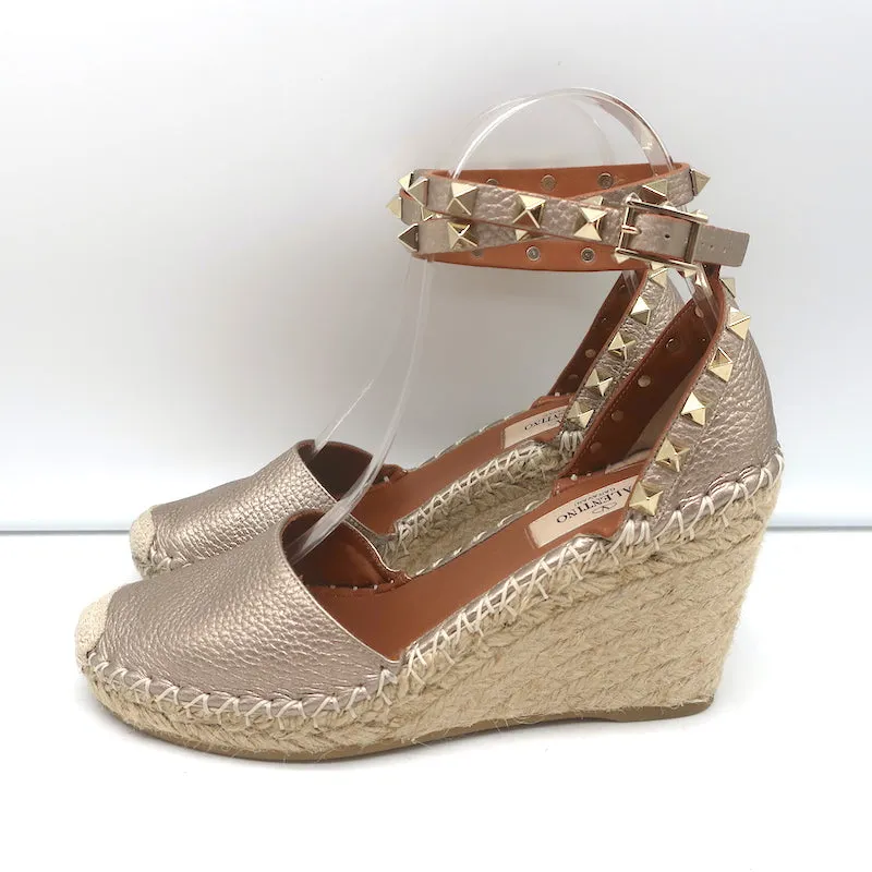 Valentino Rockstud Espadrille Wedges Rose Gold Metallic Leather Size 35