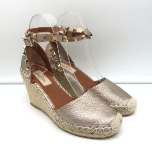 Valentino Rockstud Espadrille Wedges Rose Gold Metallic Leather Size 35
