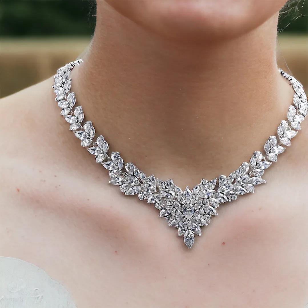 Vintage Exquisite Floral AAA  Cubic Zirconia Bridal Jewelry Set, Highly Sparkling
