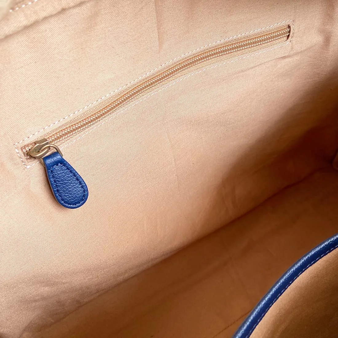 Wildflower All Things Autumn brings - Weekender Travel Bag for Women