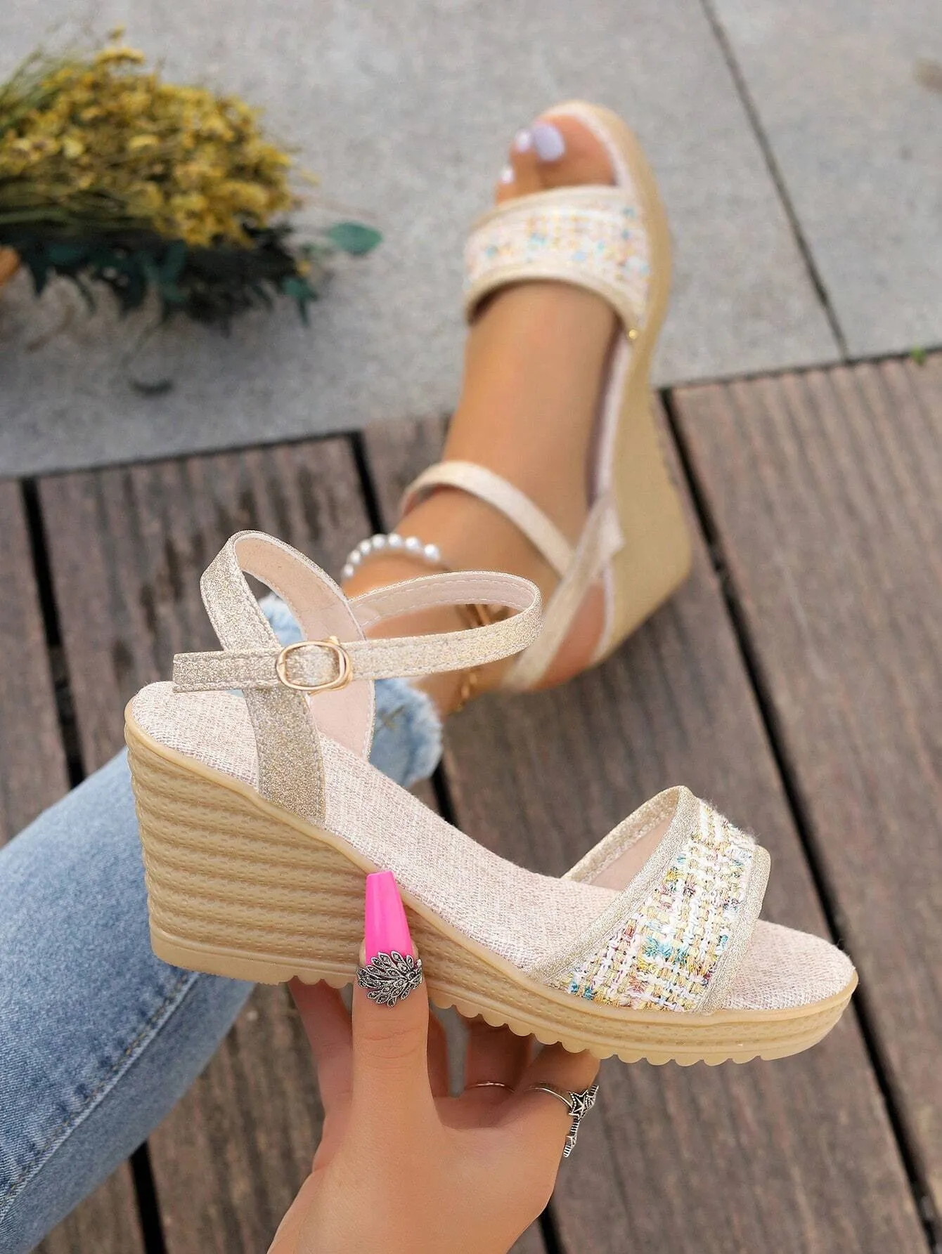 Women's Best Selling Fashionable Wedge Heel Thick Sole Sandals, Exquisite Embroidered Print Fabric, High Waterproof Platform, Back Strap, Wide Toe Box, Peep Toe, Summer Beach Shoes, High Heeled