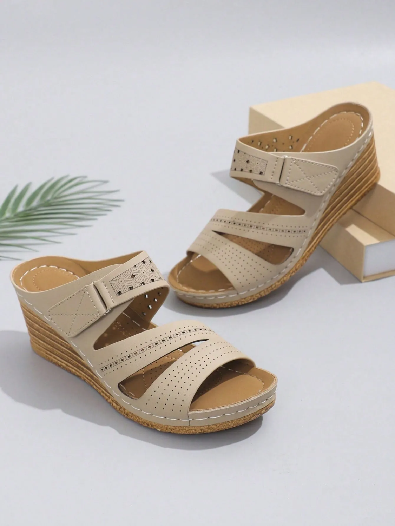 Women's New Summer Vintage Hollow Out Casual Versatile Anti-Slip Breathable Navy Blue Sandals, Buckle & Magic Sticker Design, Platform Wedge Mid Heel Slippers