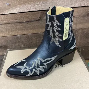 Women’s Stetson Gianna Ankle Boots